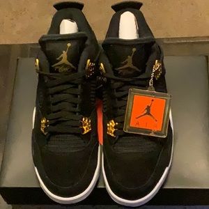 Air Jordan 4